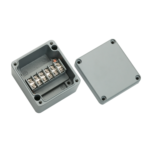 Aluminum terminal box, 6pins flat type, W3.15 x L2.95 x H2.56" size, IP67